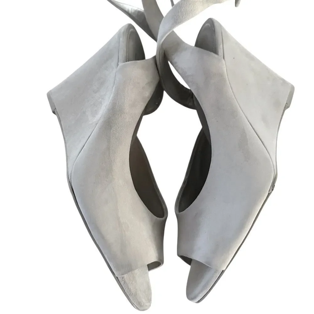 NWT Larroude Denna Wedges in Mushroom Grey